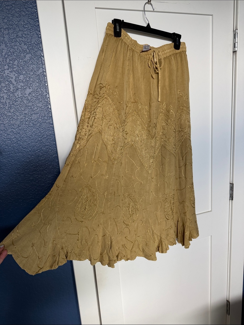 Just Cruising Boho Gypsy Embroidered Long Broom Skirt SZ SML Freesize 100% rayon